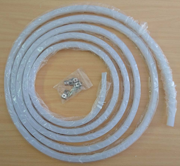 Flexibles PMMA-Extrusionsprofil COMPACT FLEXXA-S, opal satiniert, 5m